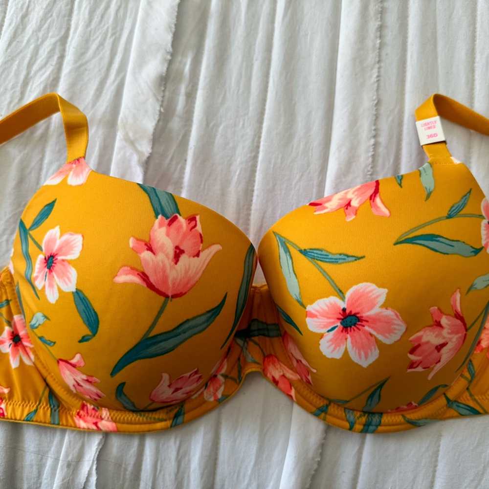 Victoria Secret bra NEW